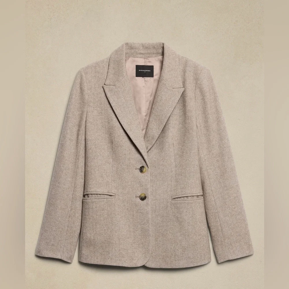 Banana Republic Factory women Wool-Blend Herringbone Blazer. Size 4. NWT! - Picture 4 of 14